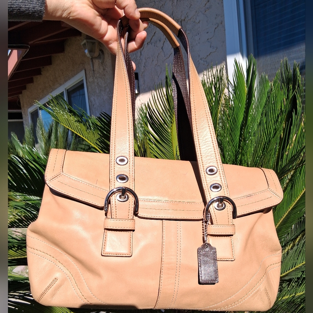 Y2k Coach Tan Leather Soho Shoulder Bag